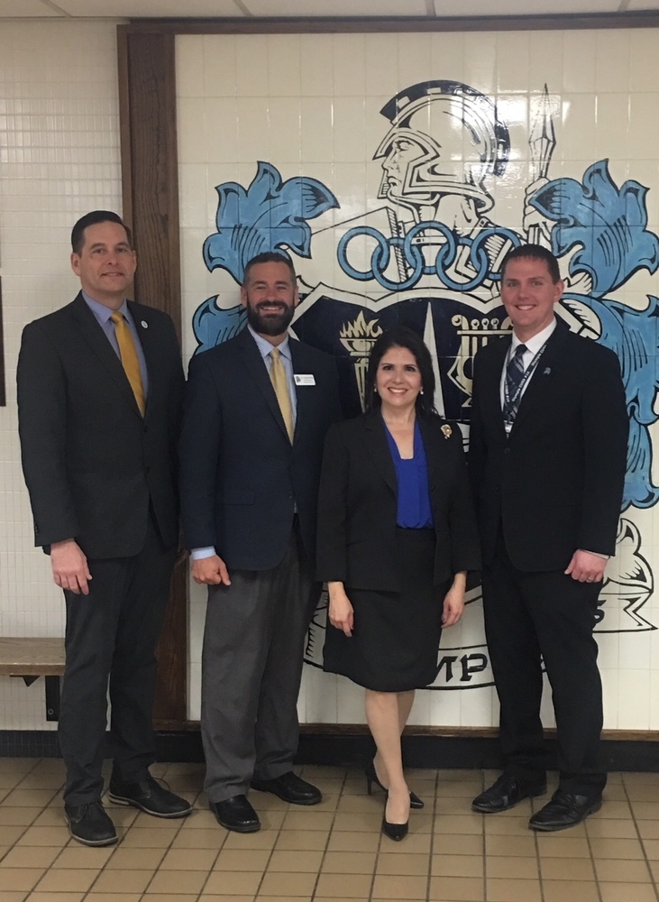 Lieutenant Governor Sanguinetti visits Olympia Middle School