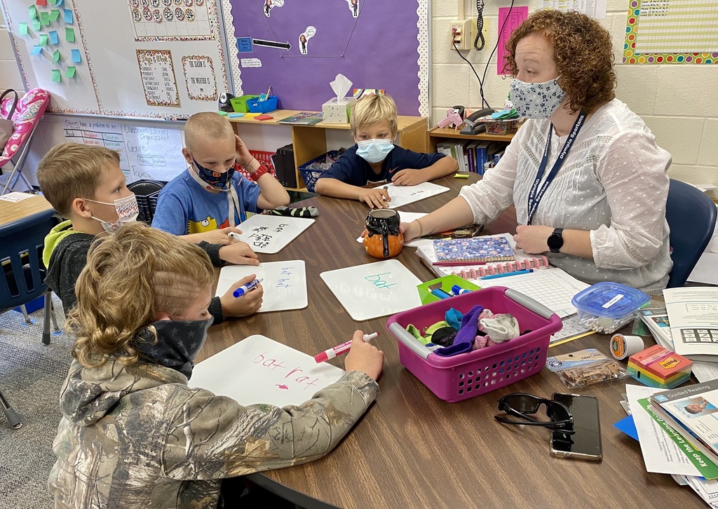 Oly South second graders were asking questions and making connections as they explored genre, authors, and texts during reading rounds today. #RaisingReaders #ReadersAreLeaders